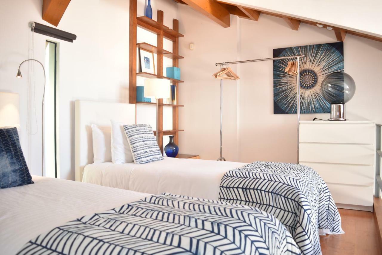 Architect-Designed Loft In A Historic Hilltop Neighborhood リスボン エクステリア 写真